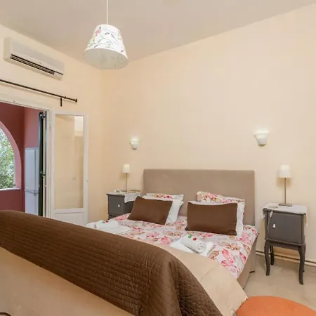 Bougainvillea Villa *