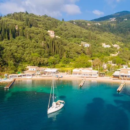 Villa Bougainvillea Gimari